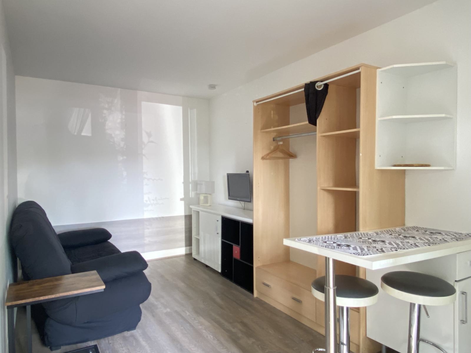 Image_, Studio, Pessac, ref :VBI41